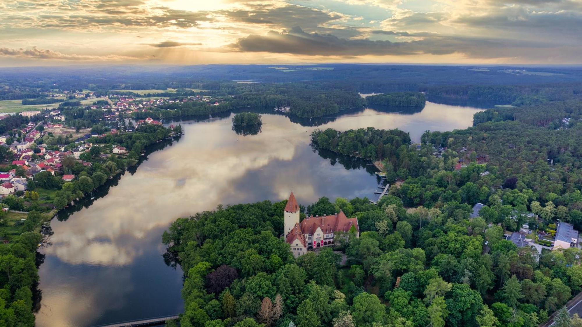Caloroczny Hampton Lubniewice, Jezioro, Jacuzzi Lubniewice
